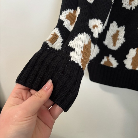 POL Sweater - Picture 2 of 7